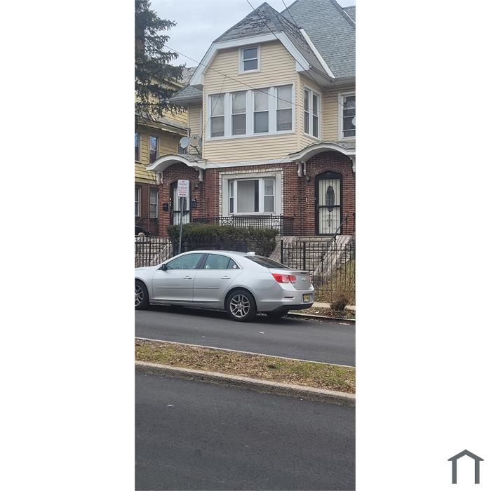 107 Vassar Ave